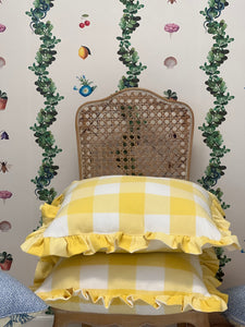 Lemon Paradiso Wallpaper